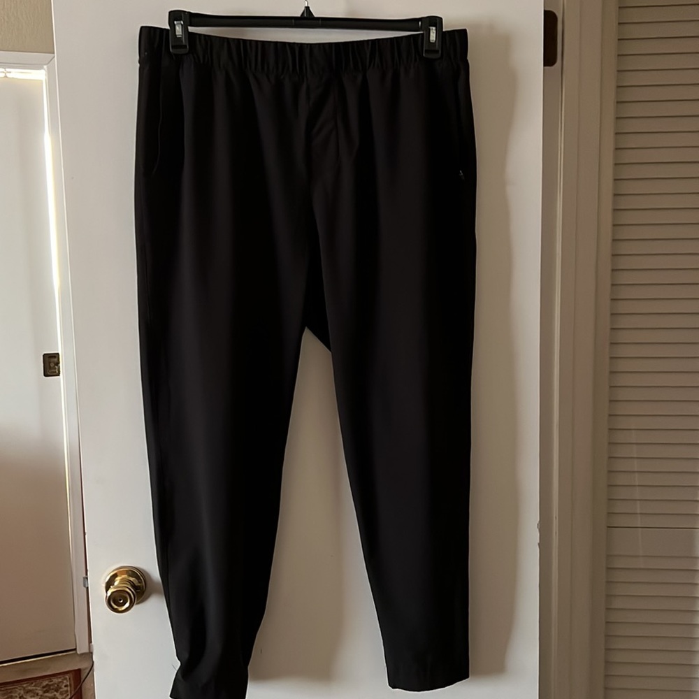32 Cool Joggers Size XXL